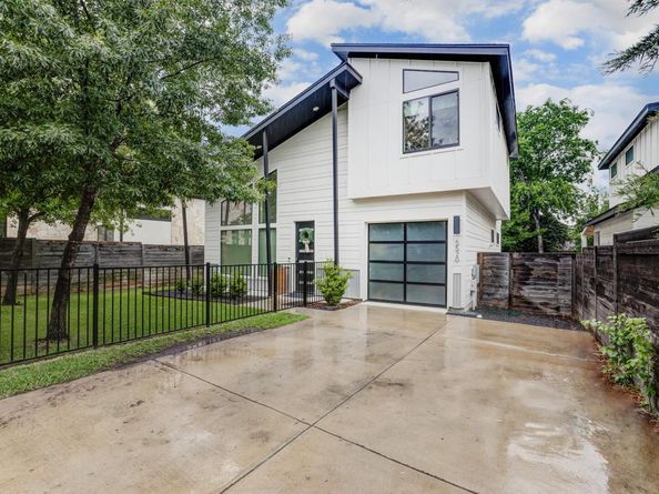 5520 Woodrow Ave 2, Austin TX 78756