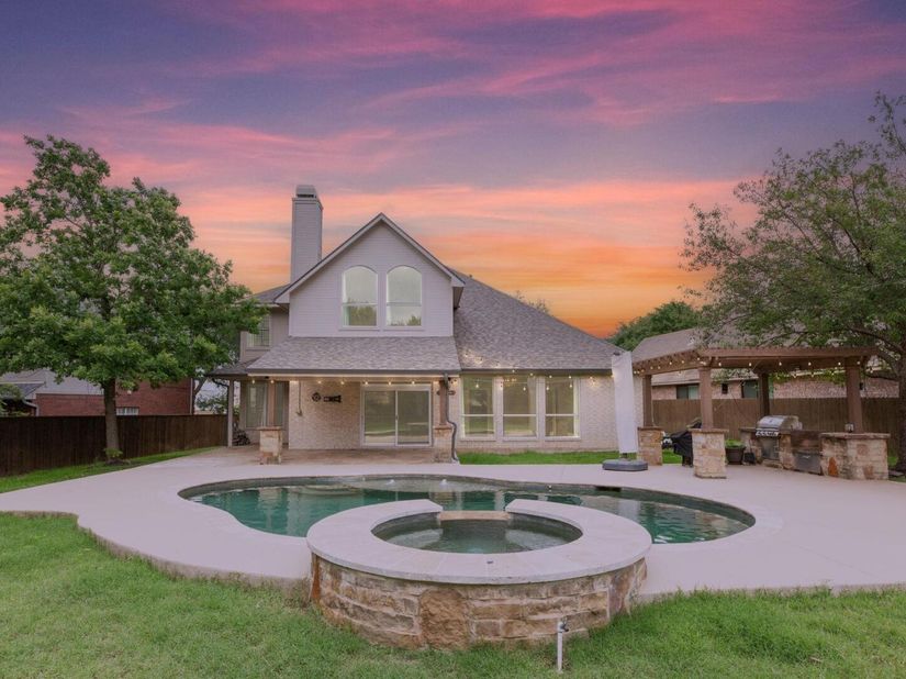 5224 China Garden DR, Austin TX 78730