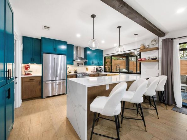 8707 Primrose Ln, Austin TX 78757