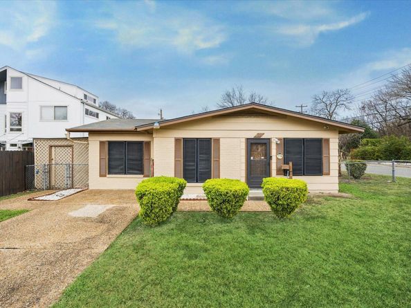 1000 S Center ST, Austin TX 78704