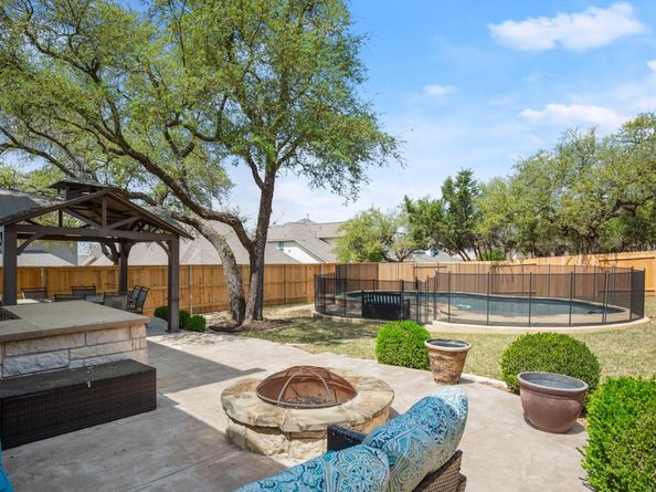 2401 Yaupon Range DR, Leander TX 78641