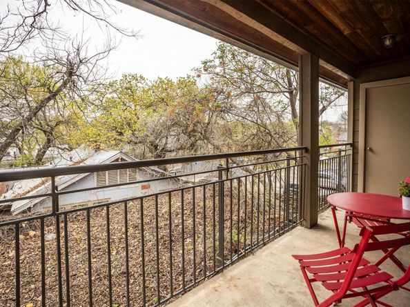1115 W 10th ST 205, Austin TX 78703