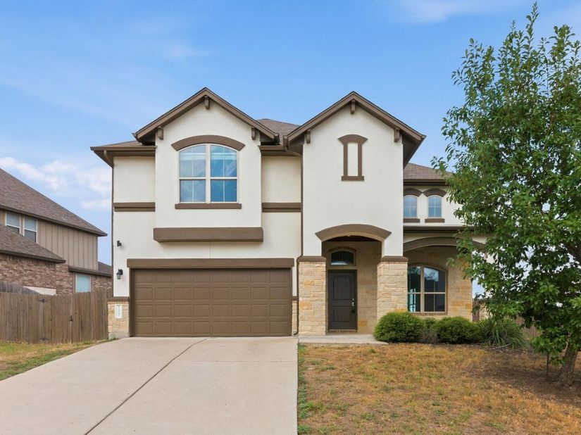 13517 Larrys LN, Manchaca TX 78652