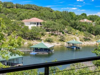 1101 Ivean Pearson RD