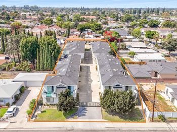 20601 20603 Seine Avenue