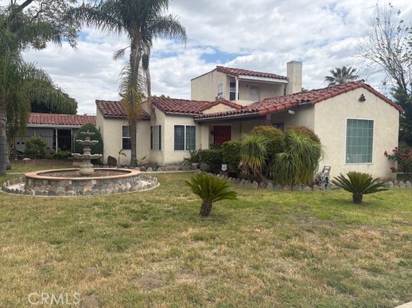 2196 N Orange Grove Avenue, Pomona CA 91768