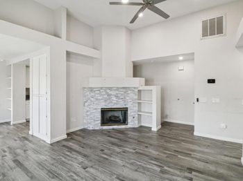 12020 Calle De Medio