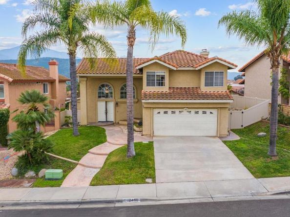 2450 Sawgrass St, El Cajon CA 92019