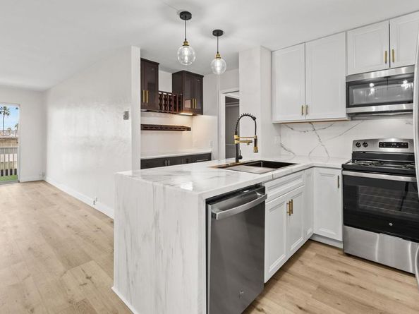 1855 Diamond Street 5230, San Diego CA 92109