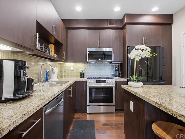2115 Cosmo Way, San Marcos CA 92078