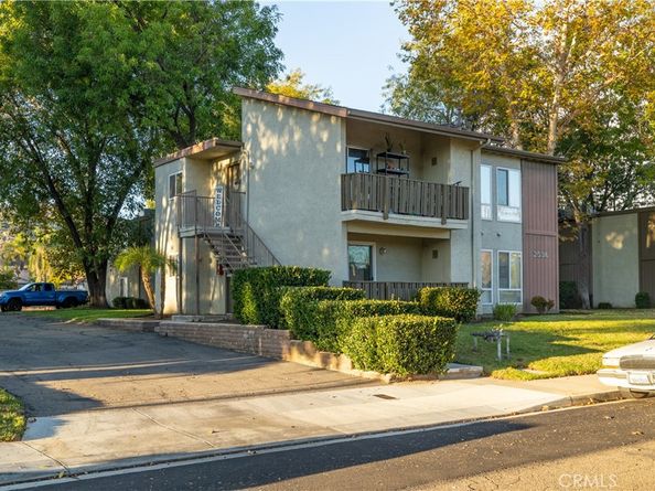 2536 White Oak Pl 2, Escondido CA 92027