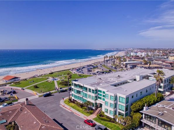 201 Calle Miramar 16, Redondo Beach CA 90277