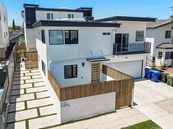 2151 S West View Street