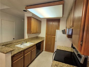 3814 Dunford