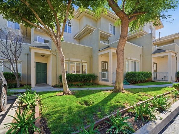 12076 S Broadway, Los Angeles CA 90061