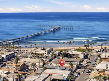 5027 Santa Monica Avenue