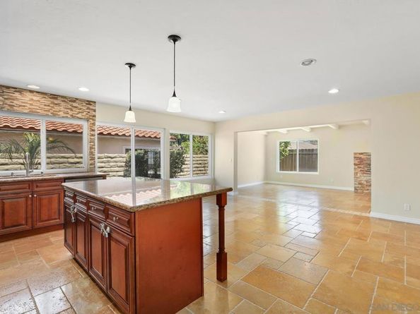 8761 Menkar Rd, San Diego CA 92126