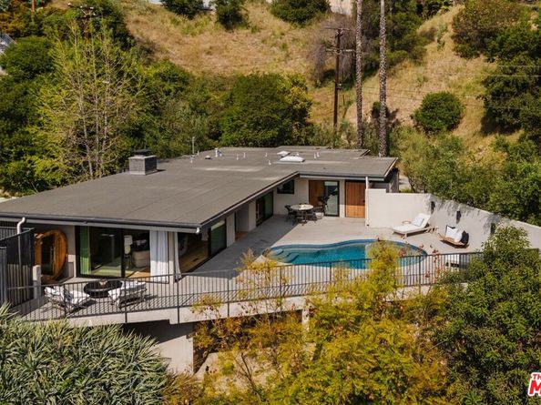640 Bohlig Road, Glendale CA 91207