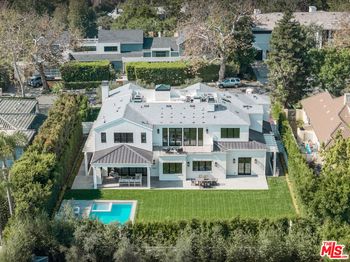 1072 Amalfi Drive