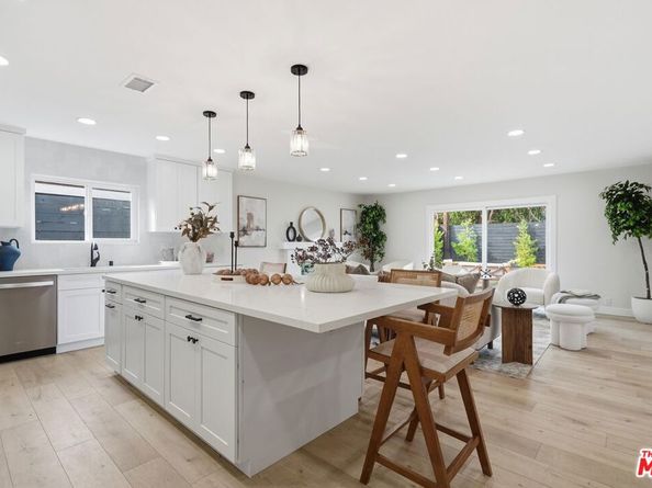 19891 Gloucester Lane, Huntington Beach CA 92646