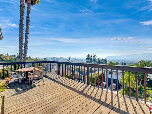 441 Audraine Drive, Glendale CA 91202