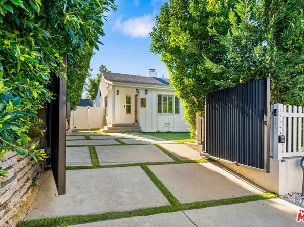 11642 Acama Street, Studio City CA 91604