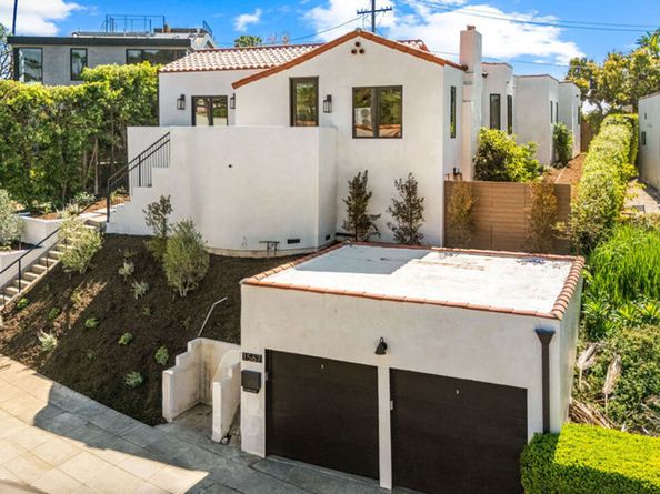 1565 Murray Circle, Los Angeles CA 90026
