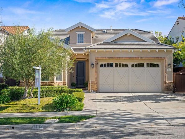 7114 Sitio Destino, Carlsbad CA 92009