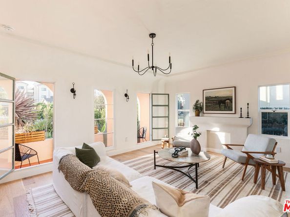 1568 S Hayworth Avenue, Los Angeles CA 90035