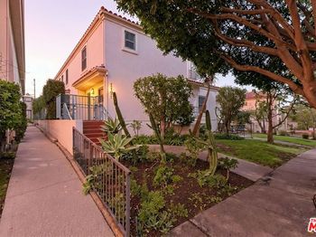 1121 Princeton Street