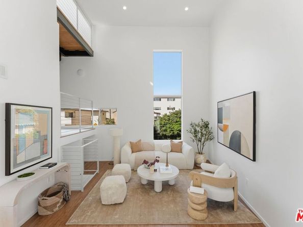 1244 14th Street E, Santa Monica CA 90404