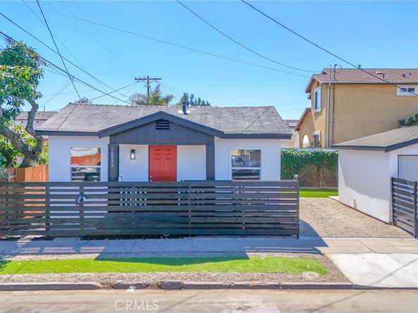 10955 S Spring Street, Los Angeles CA 90061