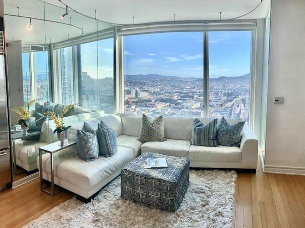425 1st Street 3504, San Francisco CA 94105