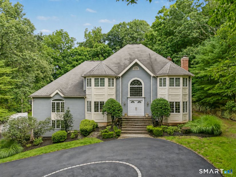 97 Brookhollow Lane, Stamford CT 06902