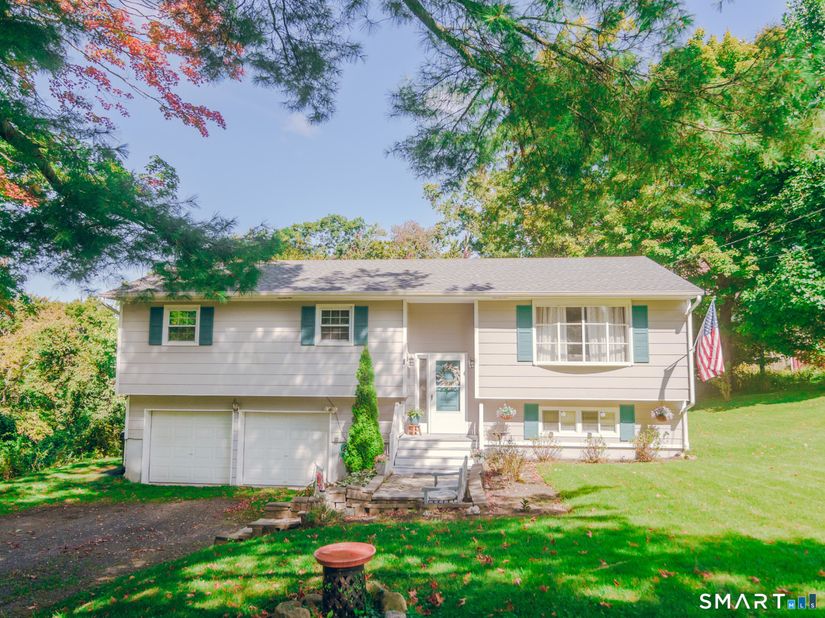 7 Rodline Road, Danbury CT 06811