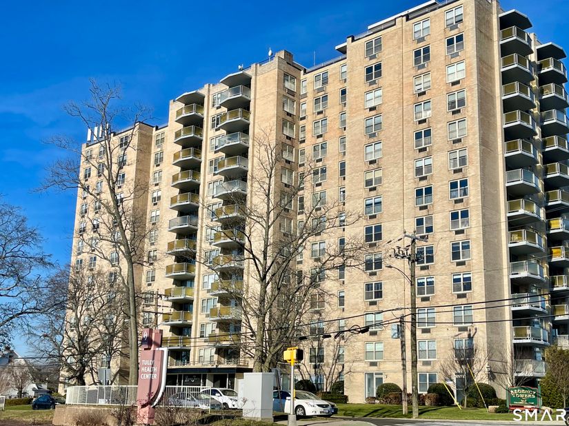 1 Strawberry Hill Court 10H, Stamford CT 06902
