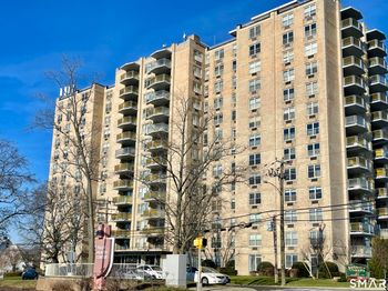 1 Strawberry Hill Court
