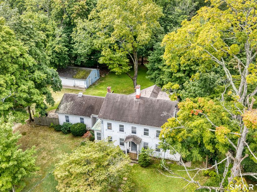 475 Stratfield Road, Fairfield CT 06825