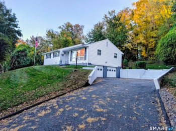 21 Fox Den Road