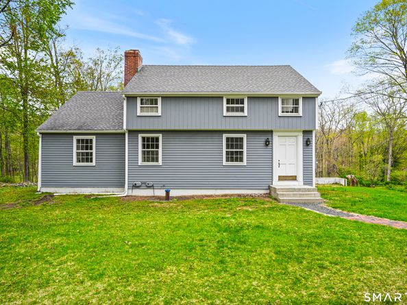 6 Winding Road, Brookfield CT 06804