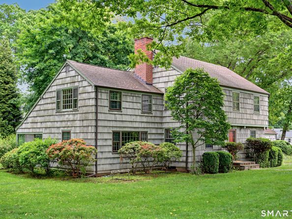 240 N Cedar Road, Fairfield CT 06824
