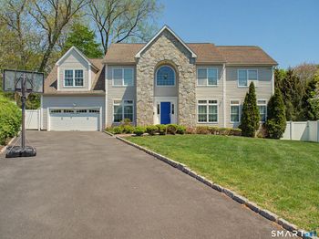 33 stonewall Drive