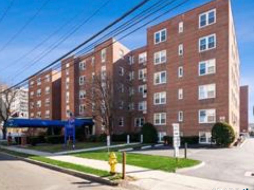 39 Glenbrook Road 5F, Stamford CT 06902