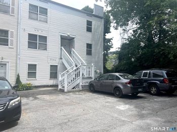 37 Greenwich Avenue