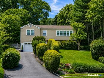 86 Sound Beach Ave Extension