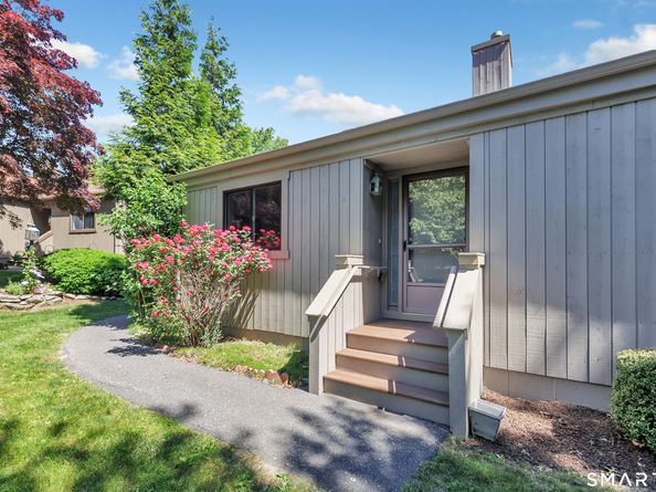 493 Pawnee Lane B, Stratford CT 06614