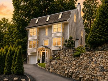 316 Valley Road