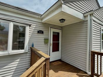 153 Oaklawn Avenue