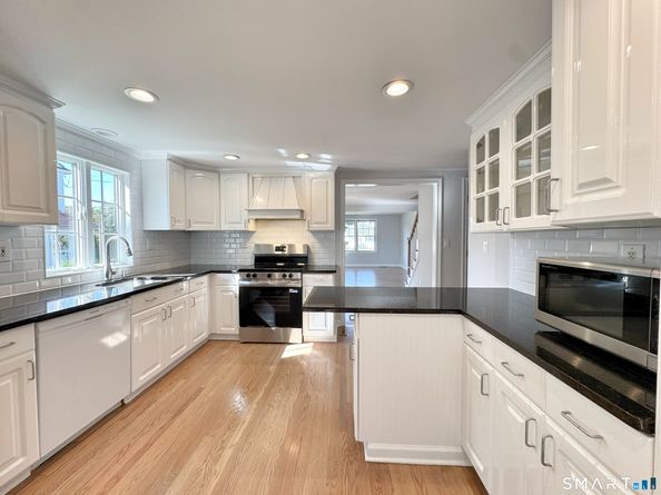 8 Muriel Street, Norwalk CT 06851