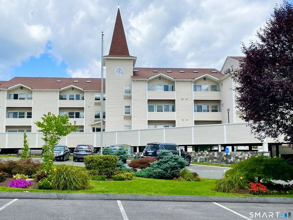 163 South Street 50, Danbury CT 06810